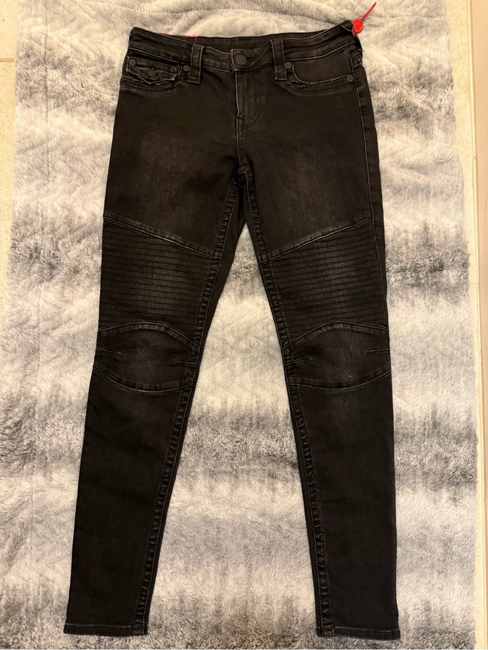 NWOT True Religion Skinny Jeans - Classic Women's Denim 28